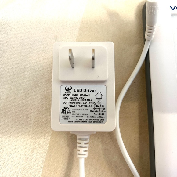 VERILUX HAPPYLIGHT LUMI LED LIGHT THERAPY LAMP VT31 NEW WITHOUT BOX - Picture 5 of 9